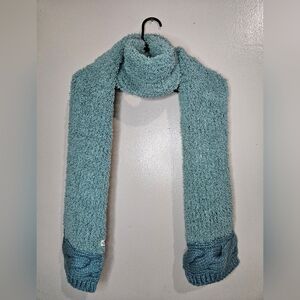 The North Face Teal Fuzzy Knit Scarf – Cozy Winter Style